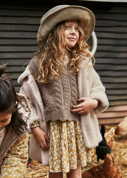 brown Knitting vest
