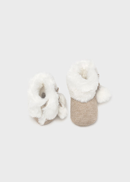 Beige baby boots