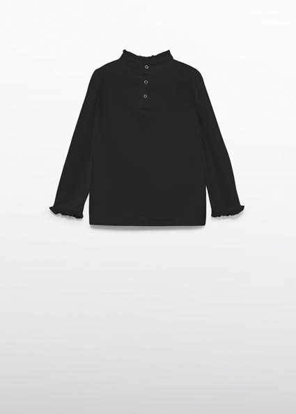 5621- Black tshirt