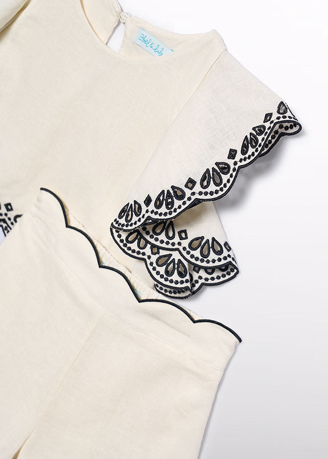 5211- Cream bermuda set