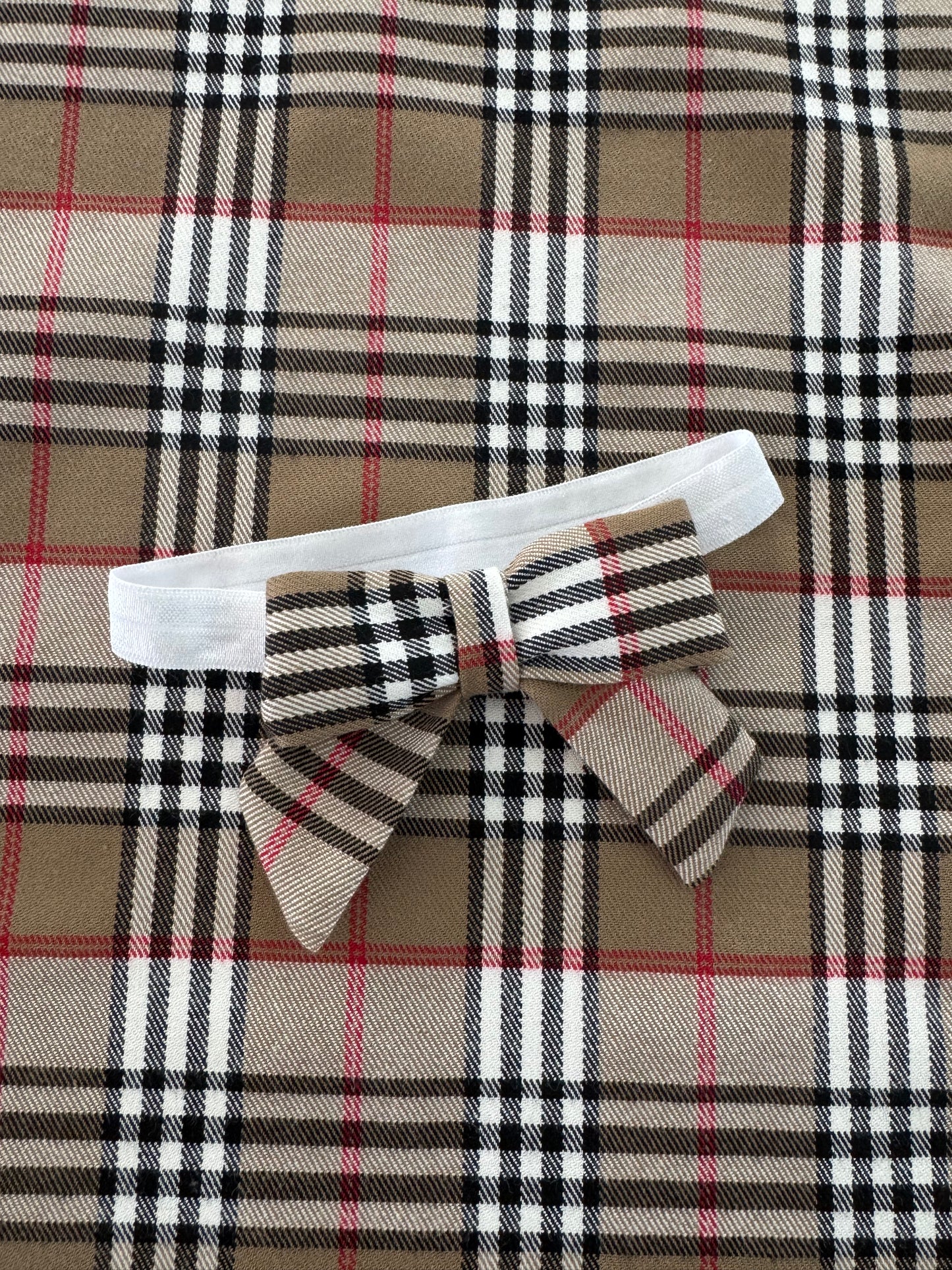 Burberry bow