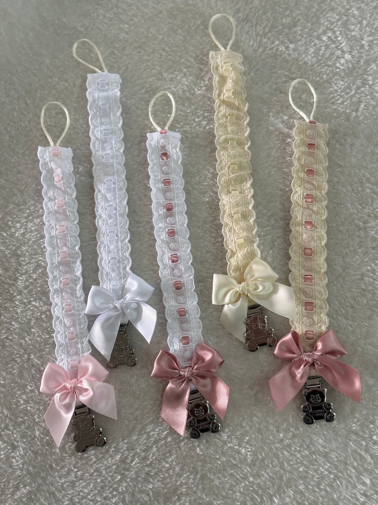 Bear pacifier clip