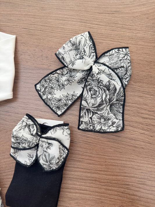 Adeline vintage hairbow- pre order