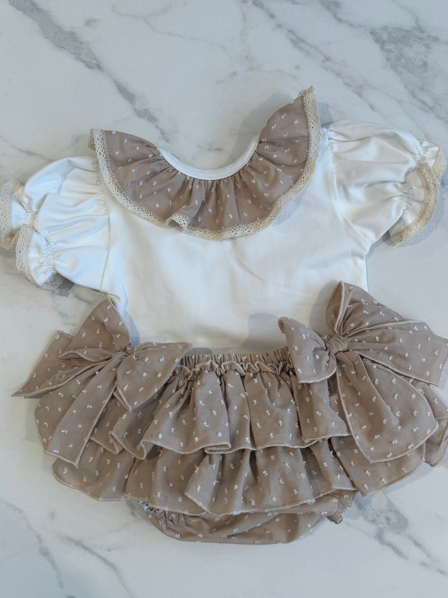 Beige set Bc