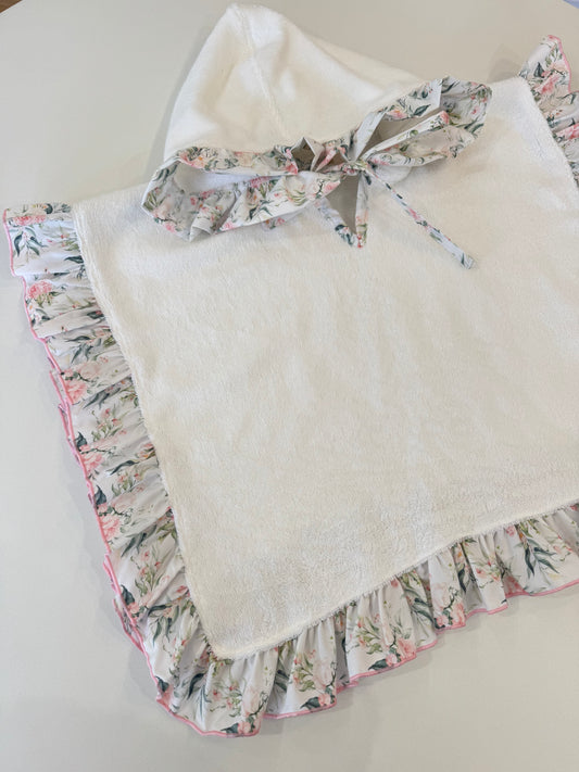 Yasmin set - poncho/ badpak / hat