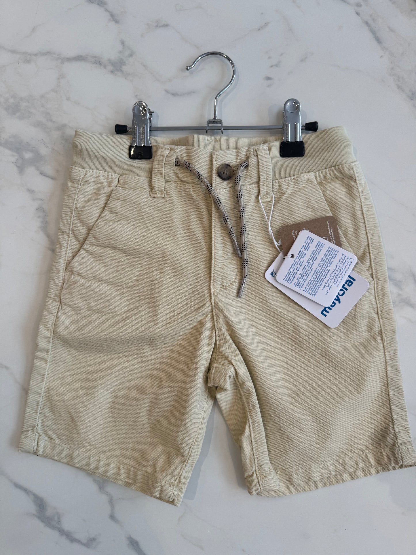 Beige short