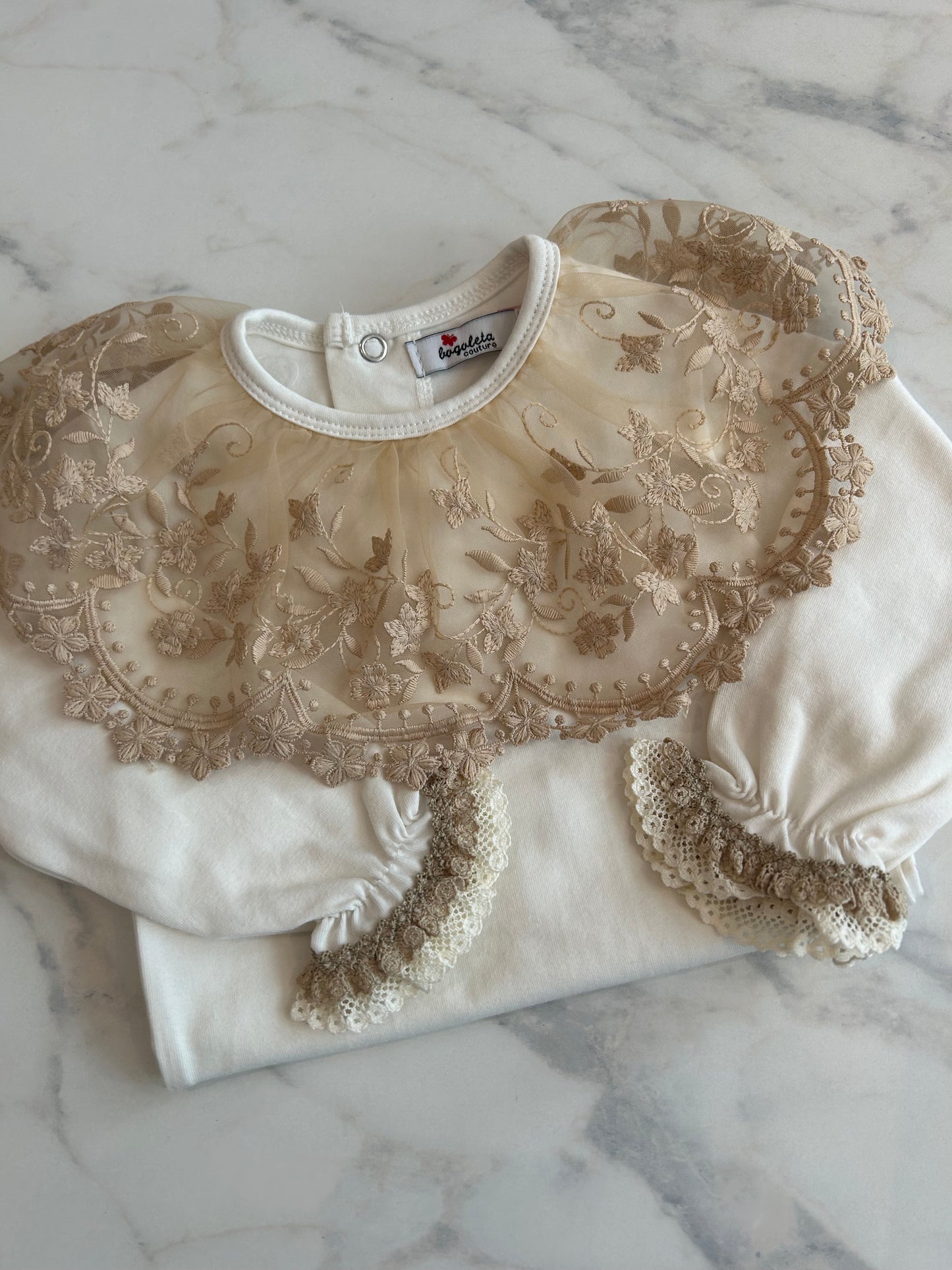 Carmen Top Beige Lange mouwen