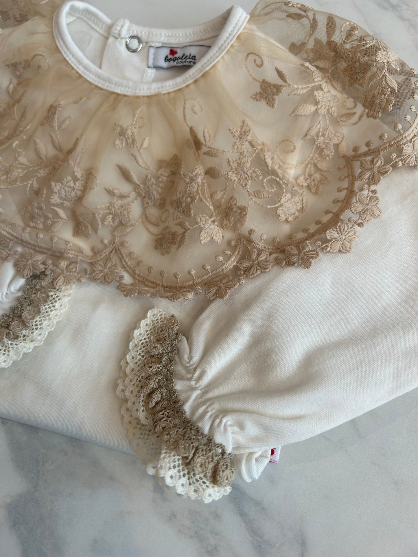 Carmen Top Beige Lange mouwen
