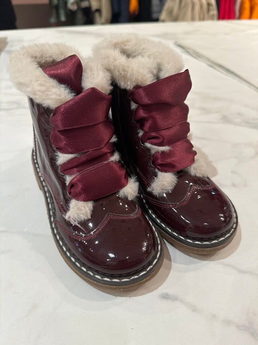 Bordeaux boots