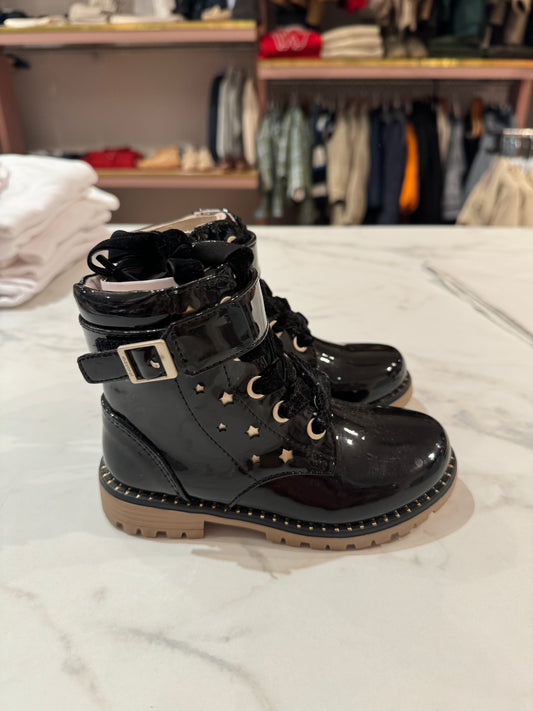 Black boots mayoral