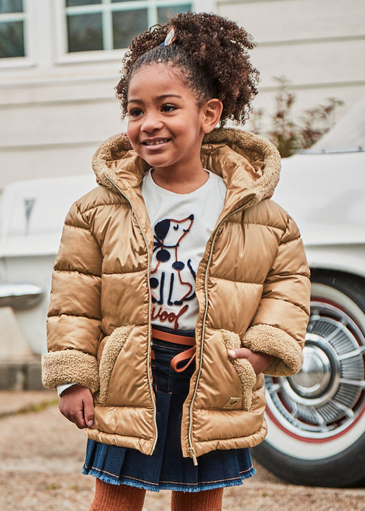 Cinammon coat mayoral