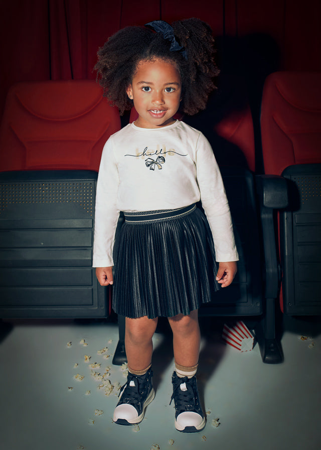 Black Pleated skirt