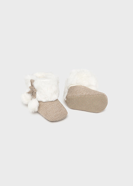 Beige baby boots