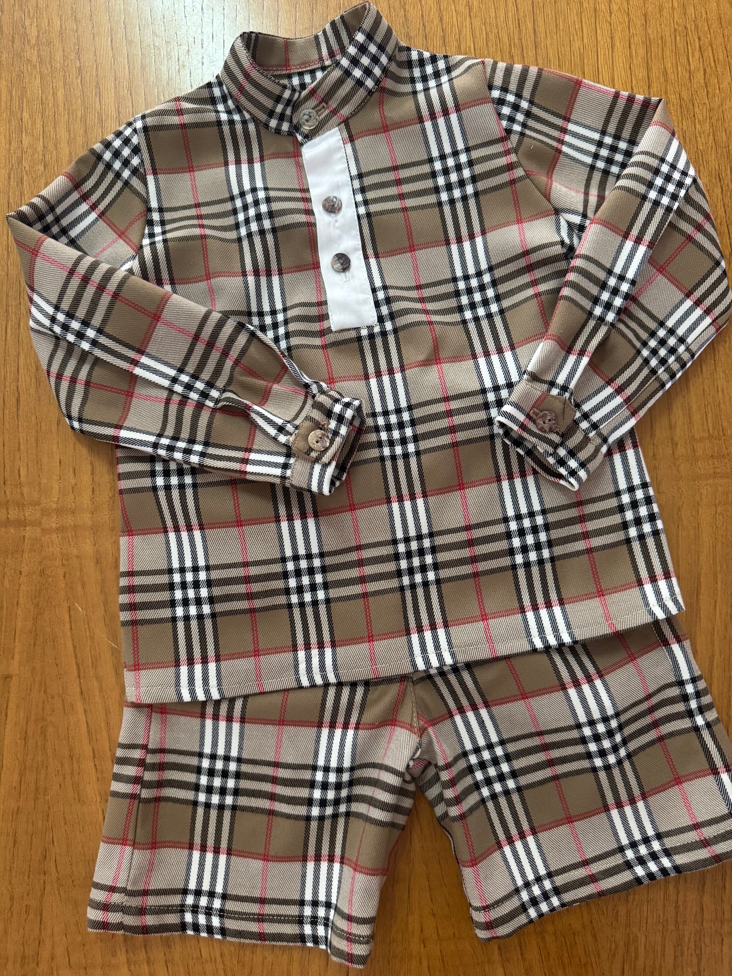 Burberry short - PRE ORDER