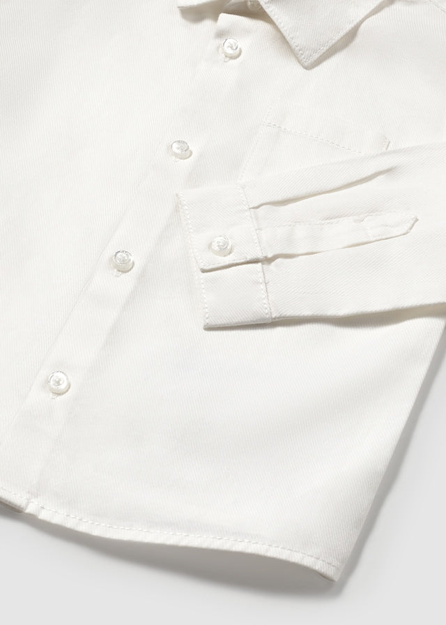 White basic shirt