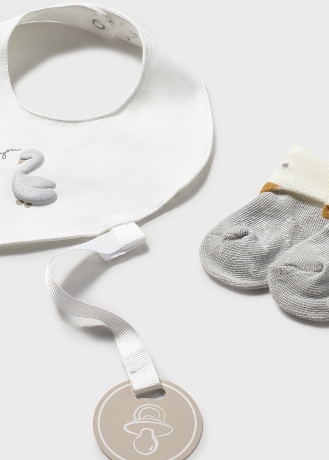 1727- White short pijama gift set