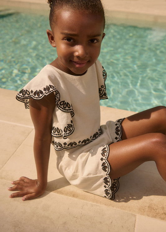 5211- Cream bermuda set