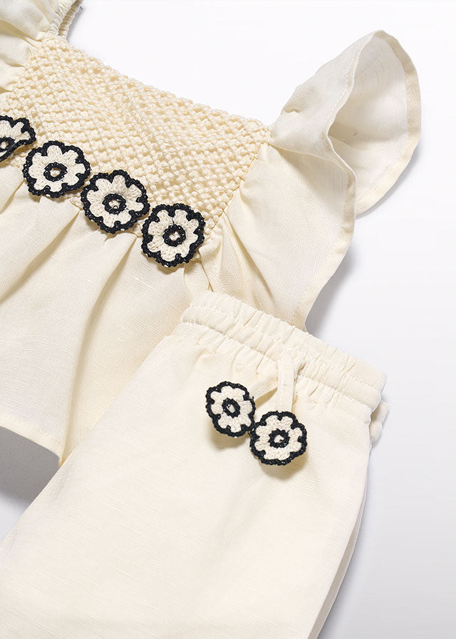 5271- Cream bermuda set aplique