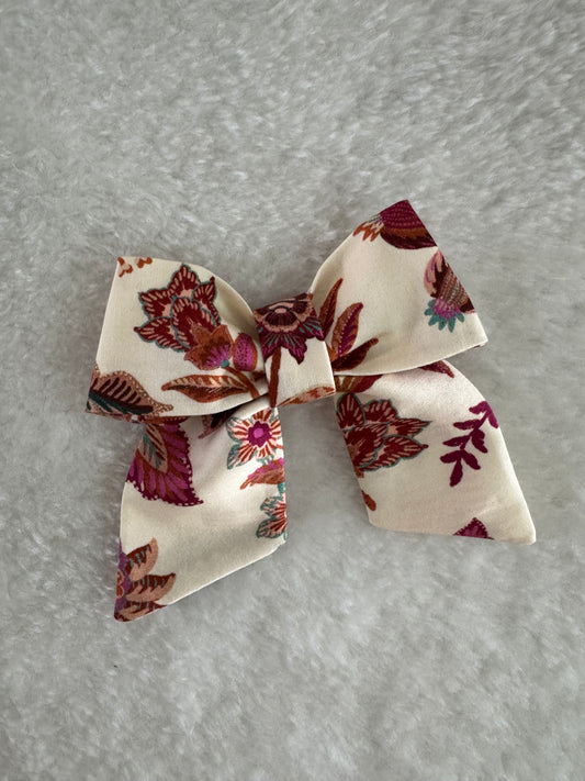Beatrice hairbow