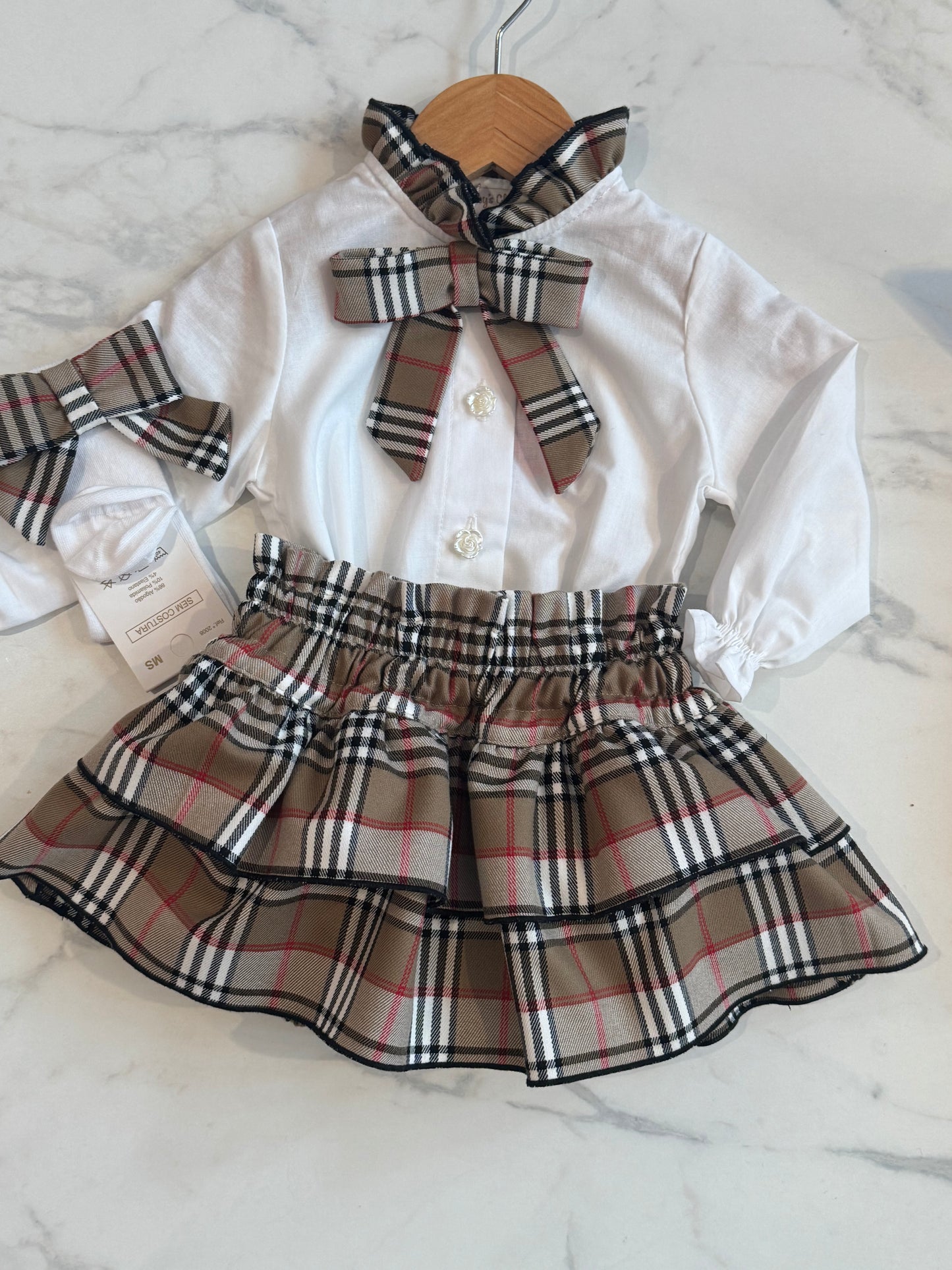 Burberry winter set ( socks not incl)