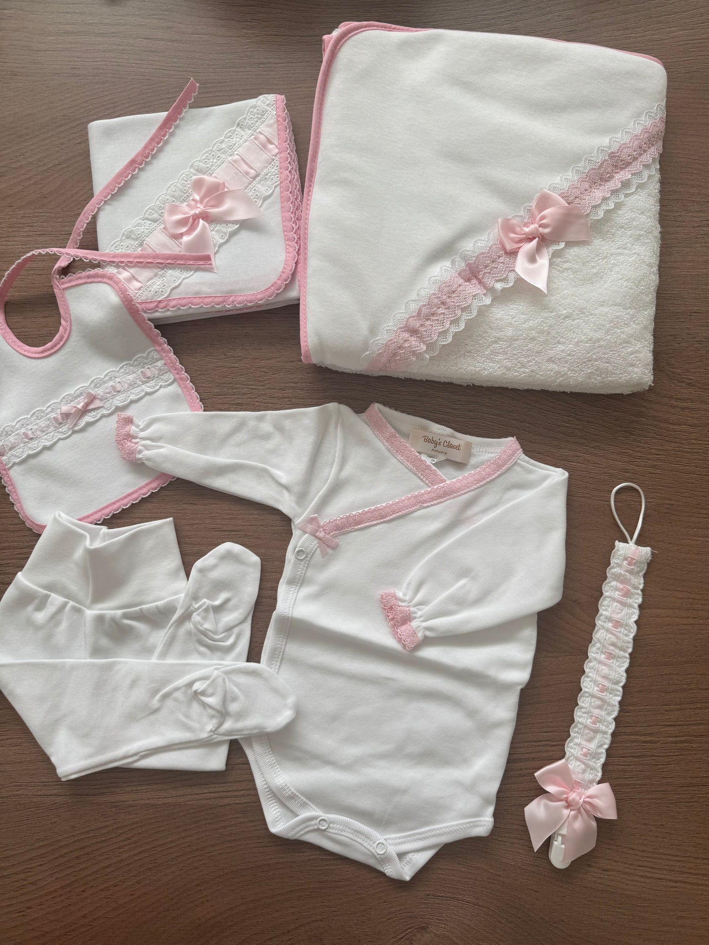 Newborn set - baby pink