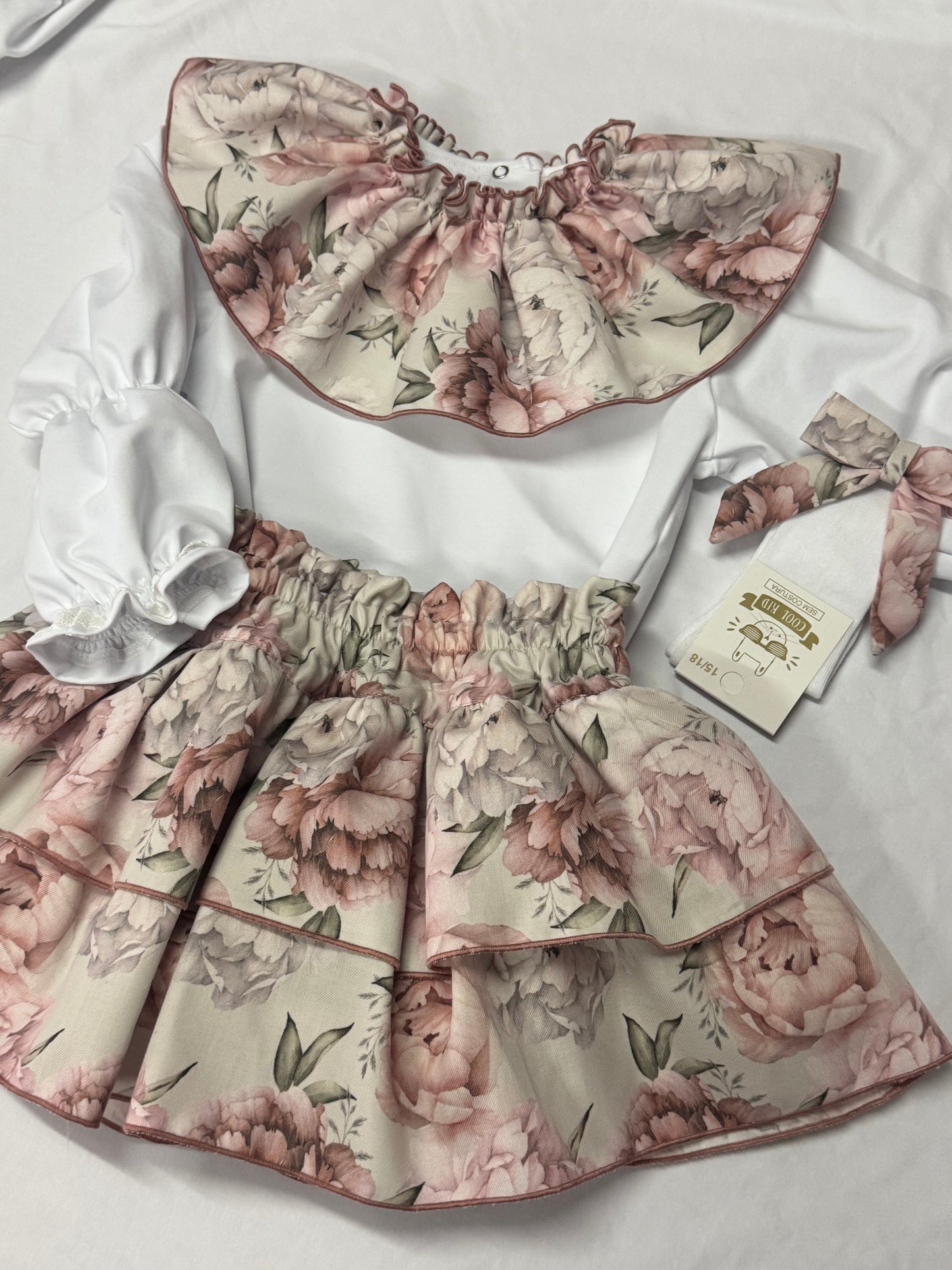 Eloise t-shirt - Pre order