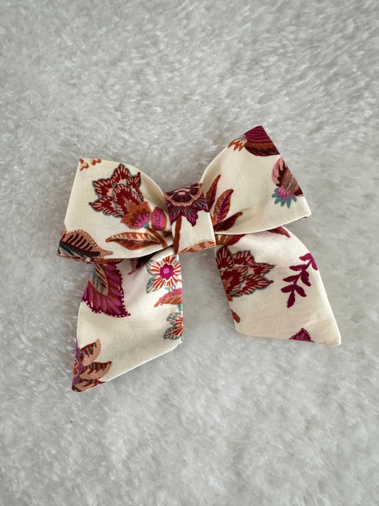 Beatrice hairbow