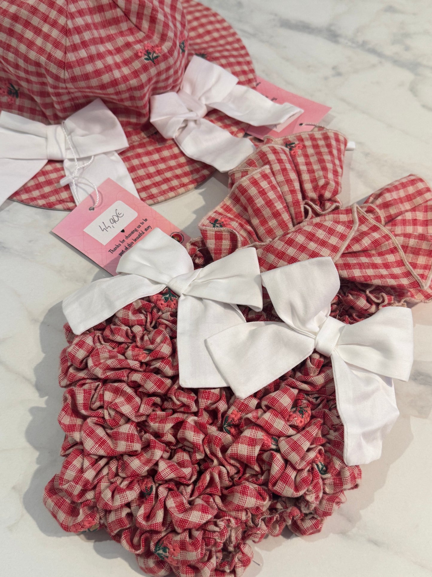 Red flower Vichy set ( Hat+ swimsuit)