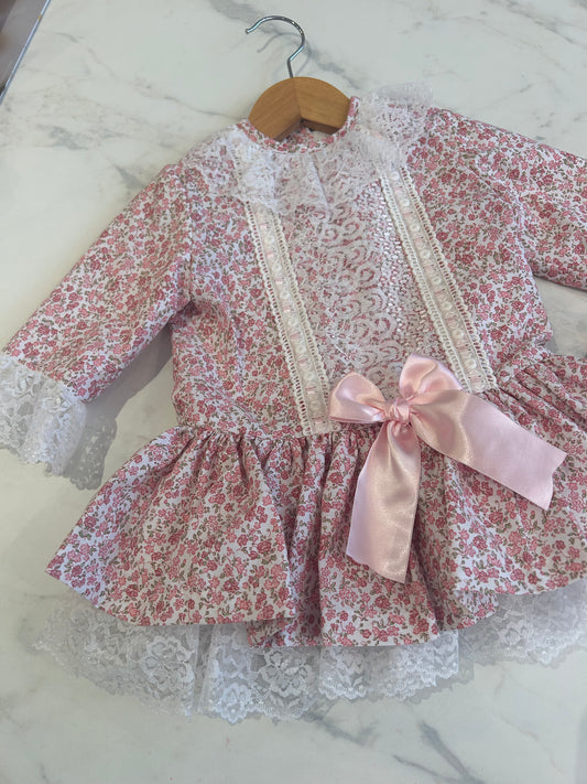 Karoline lace Dress