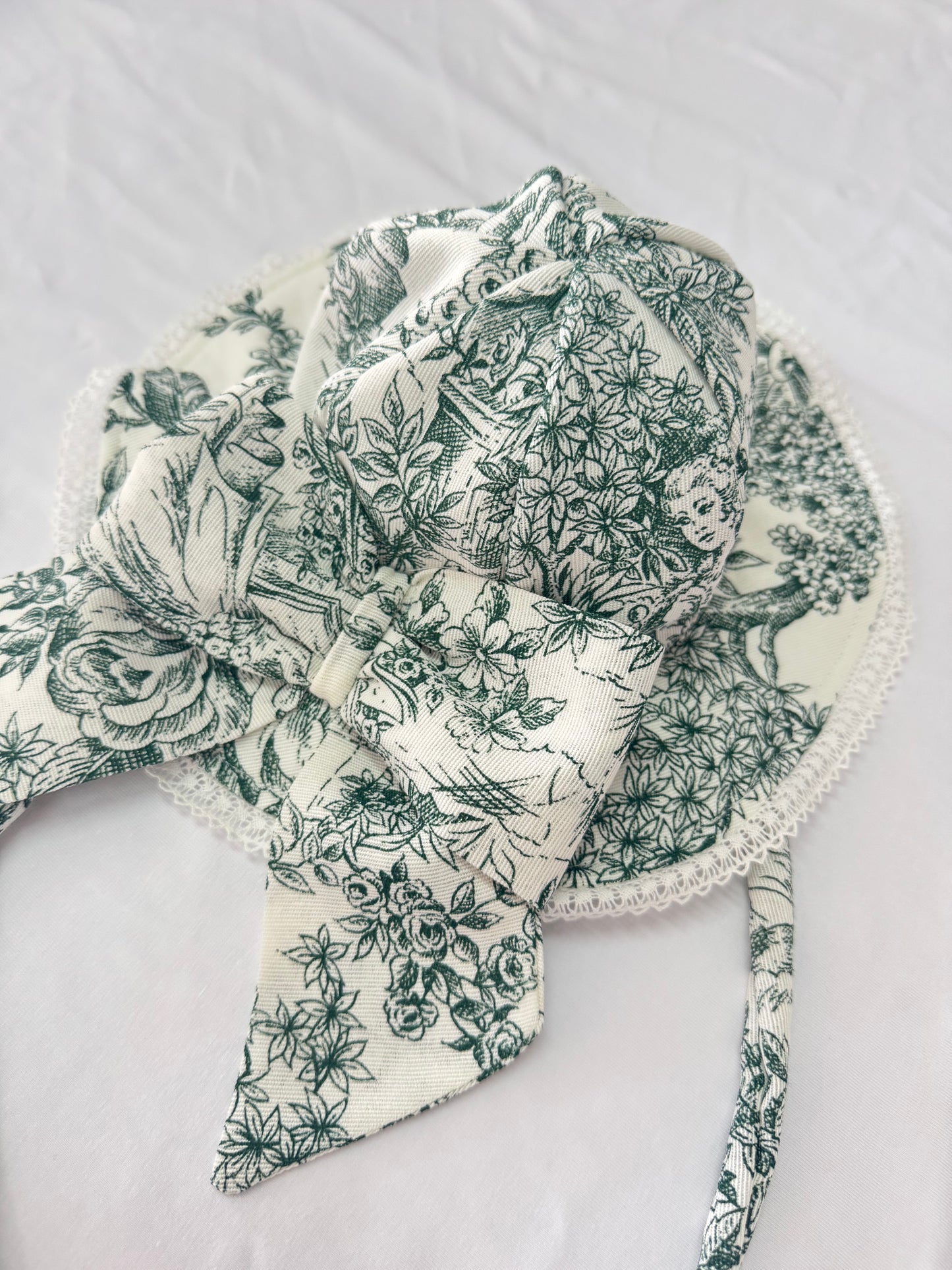 Toile de jouy green hat - PRE ORDER