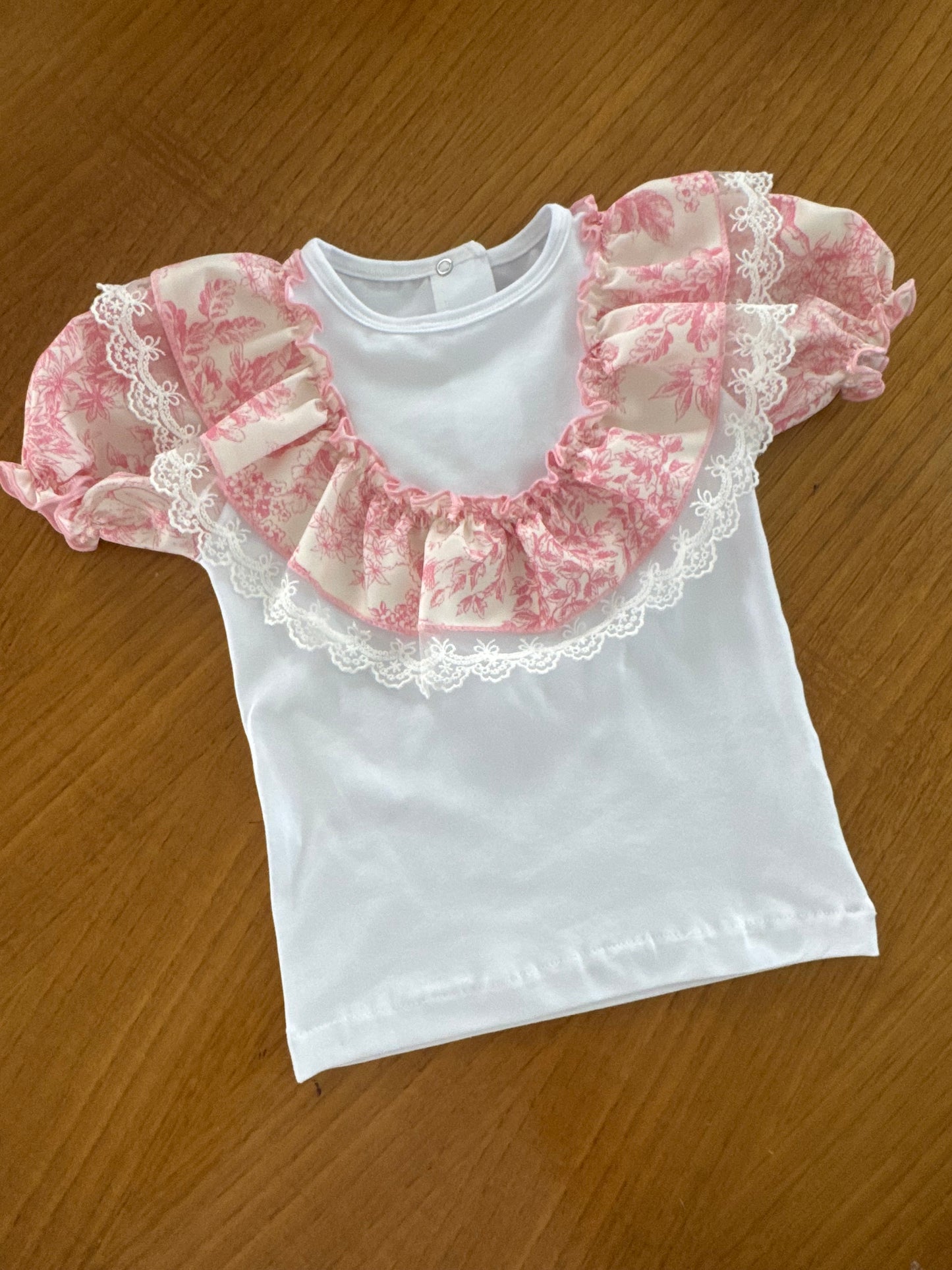 La vie en Rose t-shirt - PRE ORDER
