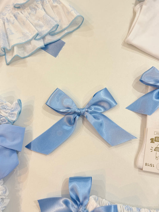 Toile de jouy bow - pre order