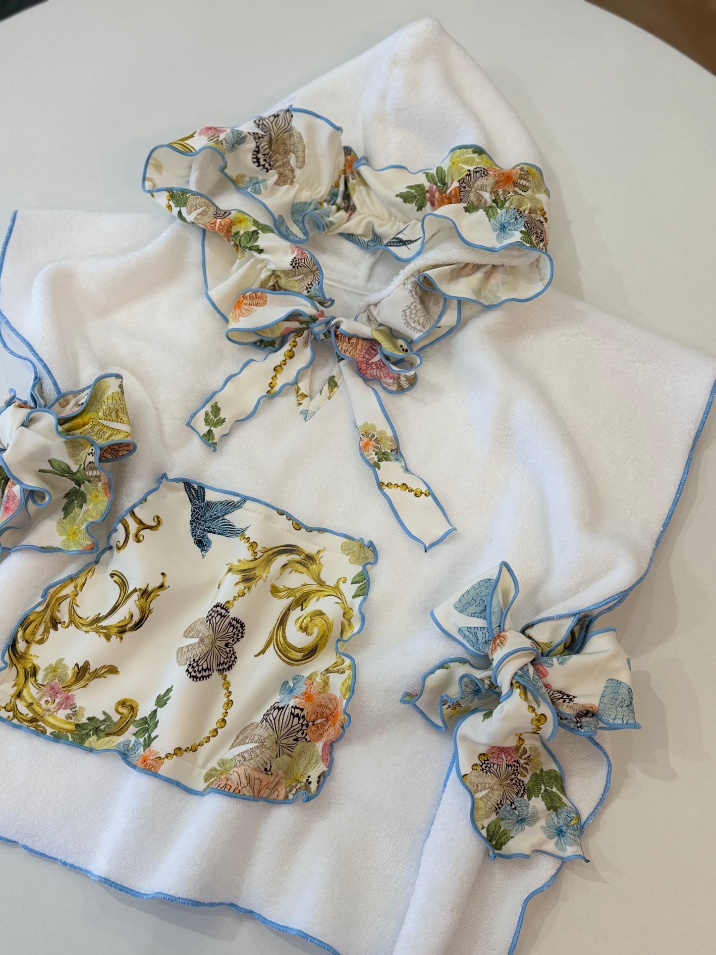 Zoë Cavalli poncho - PRE ORDER