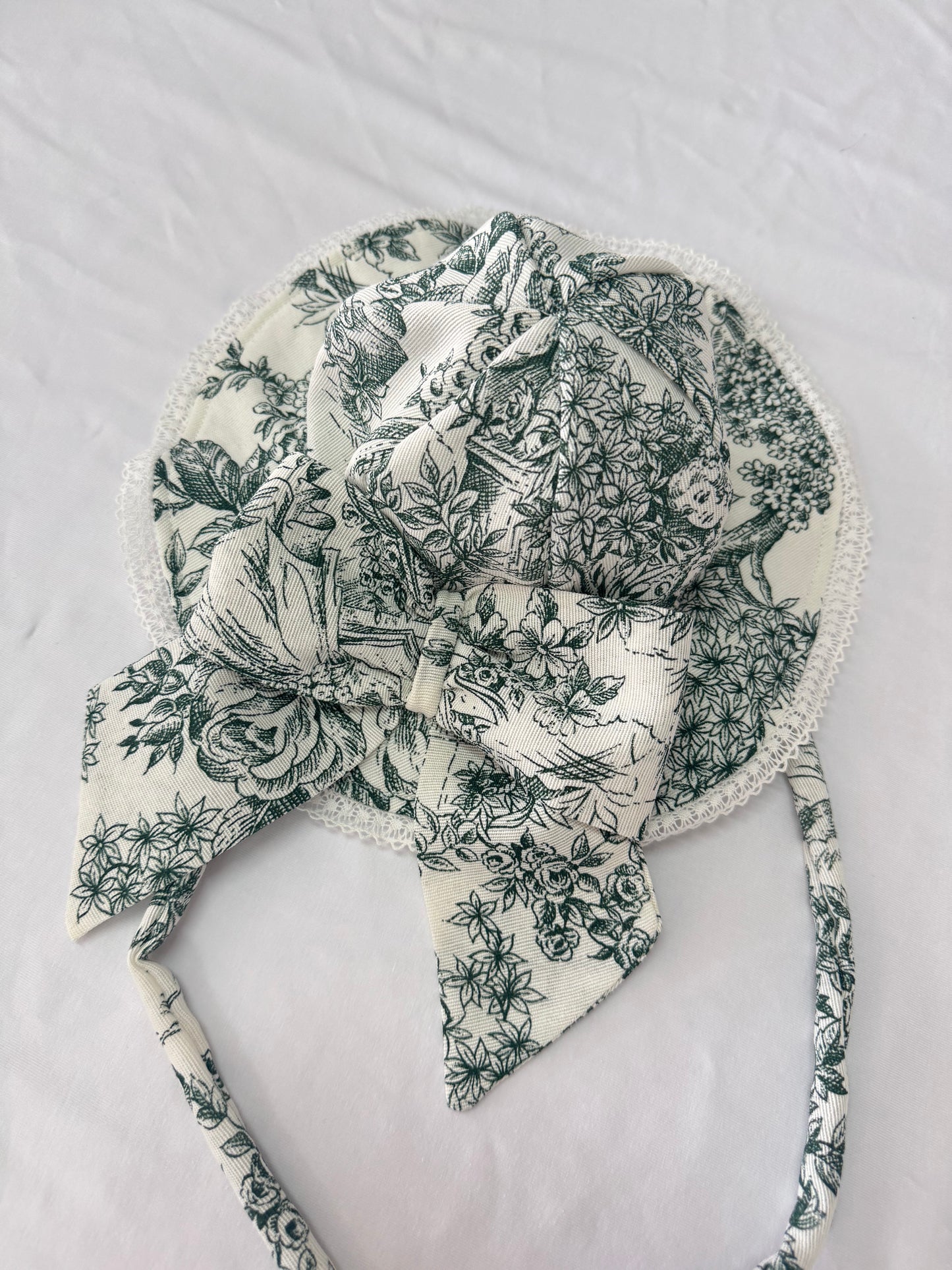 Toile de jouy green hat - PRE ORDER