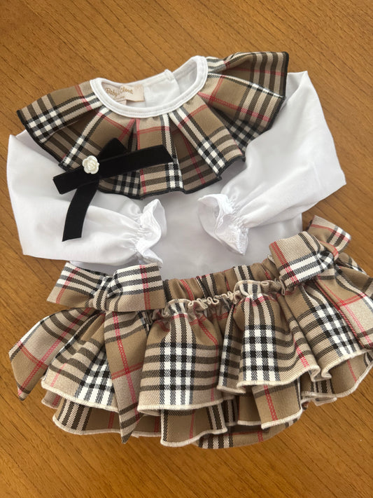 Burberry lil bloomer- PRE ORDER
