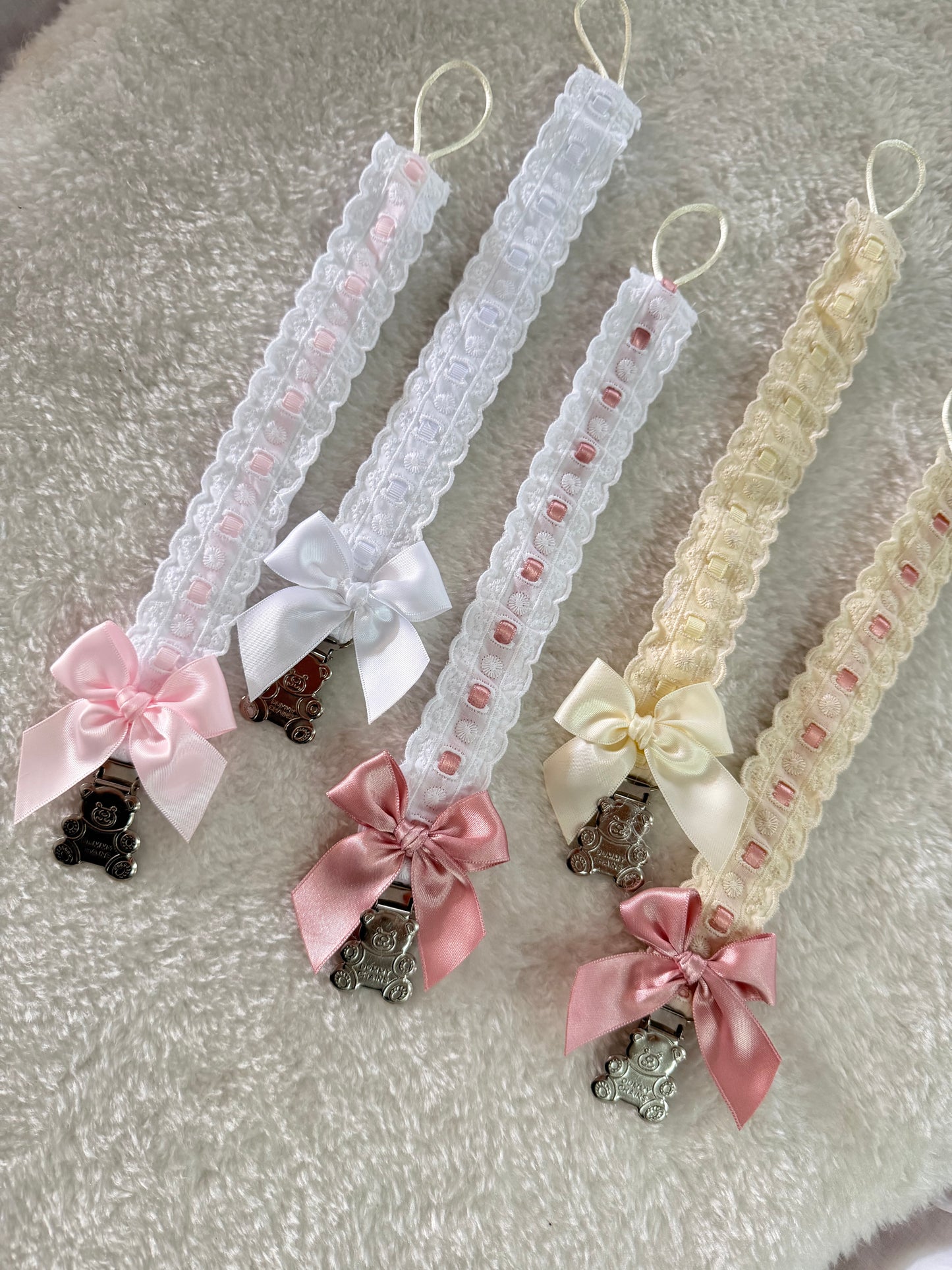 Bear pacifier clip