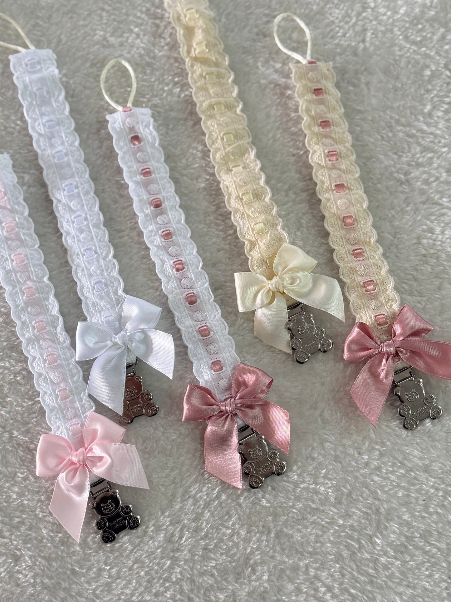 Bear pacifier clip