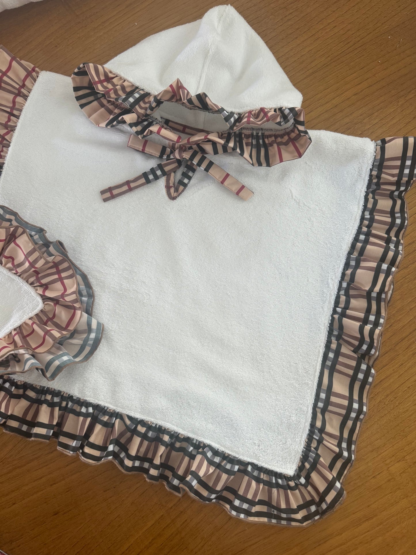 Burby poncho - PRE ORDER