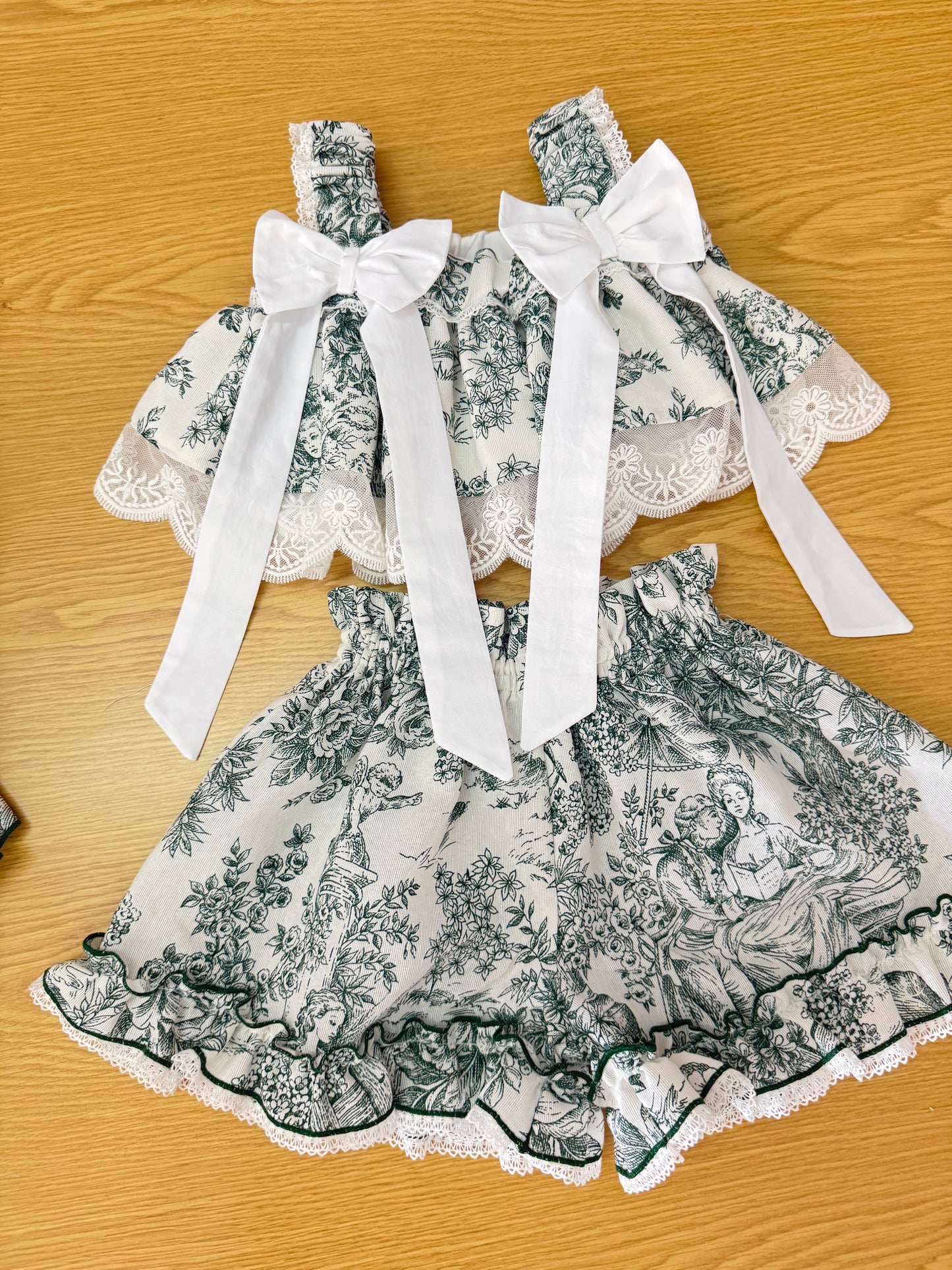 Toile de Jouy green short - PRE ORDER