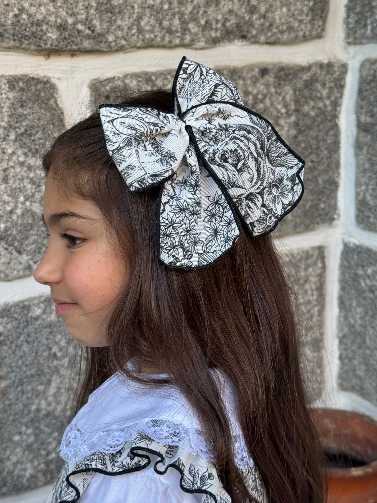 Adeline vintage hairbow- pre order